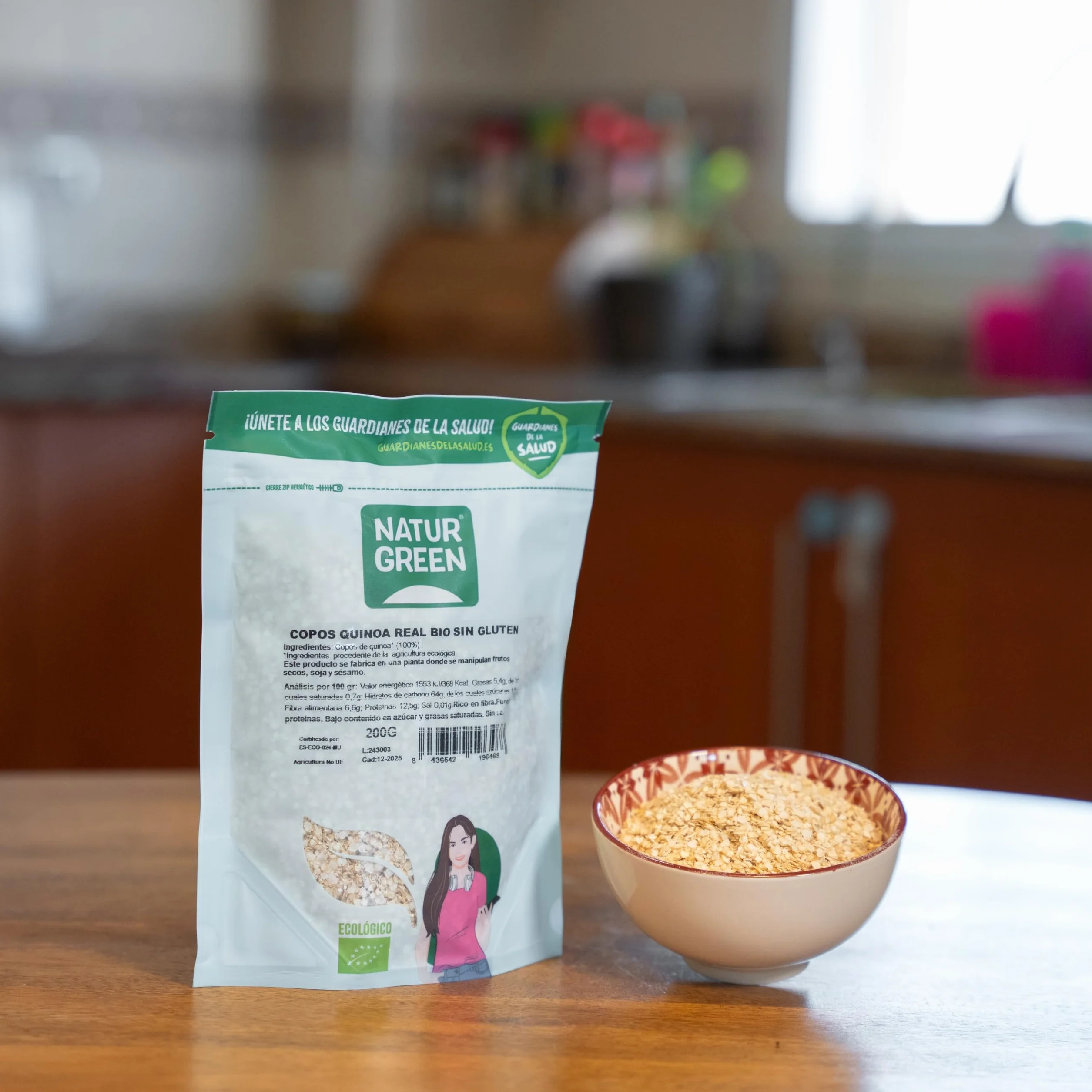 NaturGreen - Copos de Quinoa Real, Granos Quinoa Bio, Sin Gluten, Rica en Poteínas, Vitaminas B, C y E - 200 g