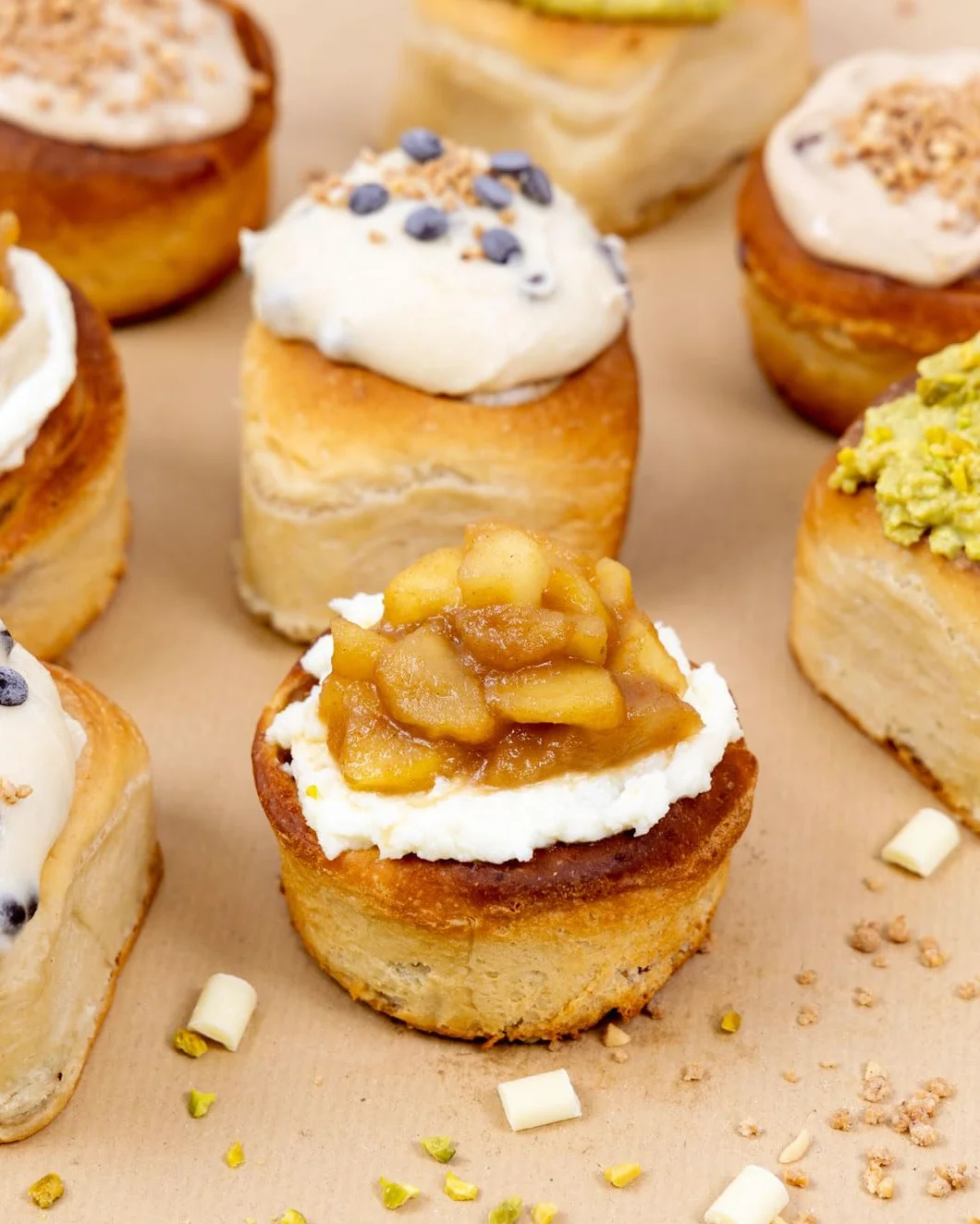 RUF - Cinnamon Rolls, Preparado Alimenticio en Polvo, Glaseado de Azucar, 8 porciones, 497gr