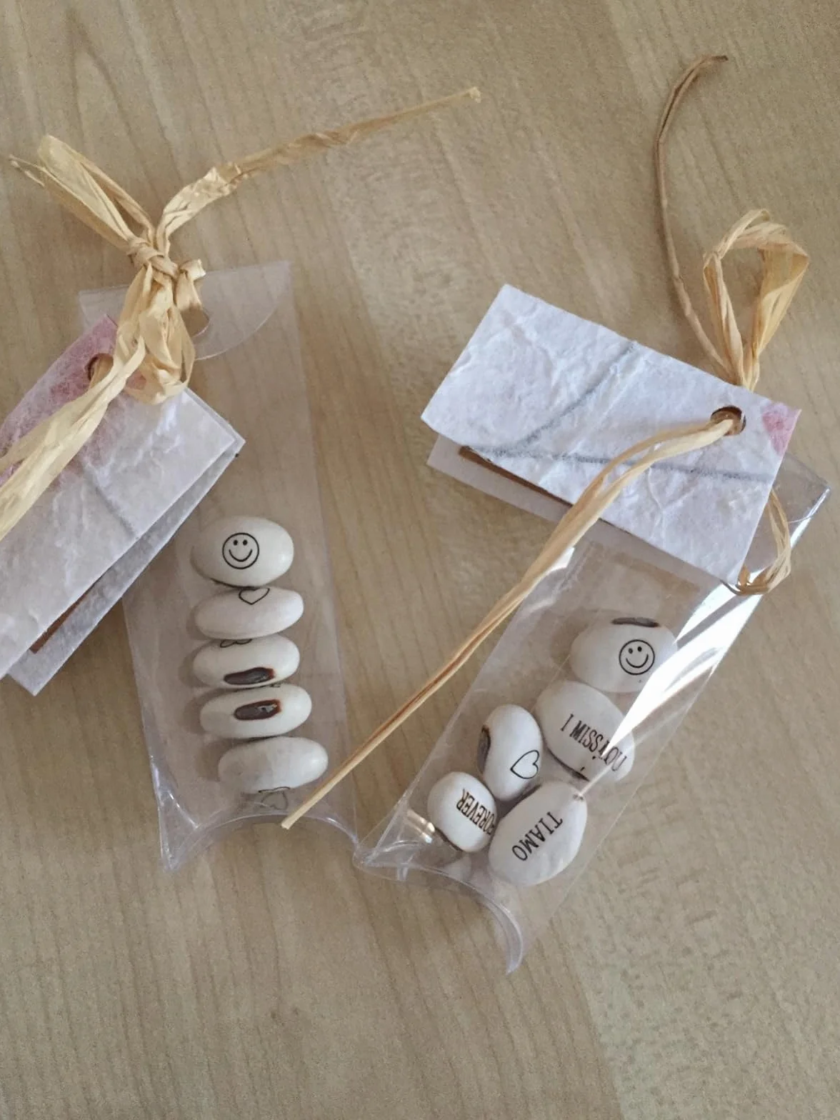 J&J Paquete de 20 Semillas Magic Bean Magic Beans Idea de Regalo Evento recurrente Idea de curiosidad Regalo para el hogar Bingo Fiesta de Navidad en el Amor Mensaje Especial