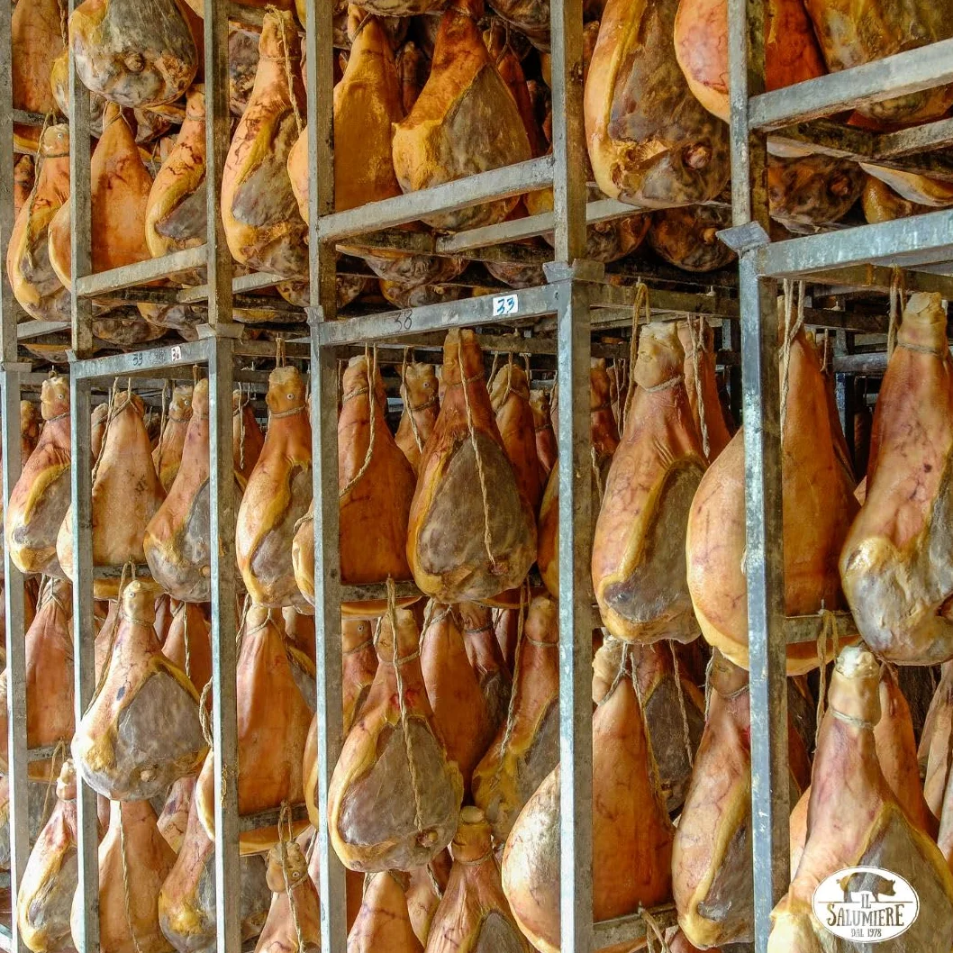 Jamón Umbro Entero Pepato Kg.6-7 - Norcineria Umbra Producción Artesanal - Gluten Free - El Salchero desde 1978
