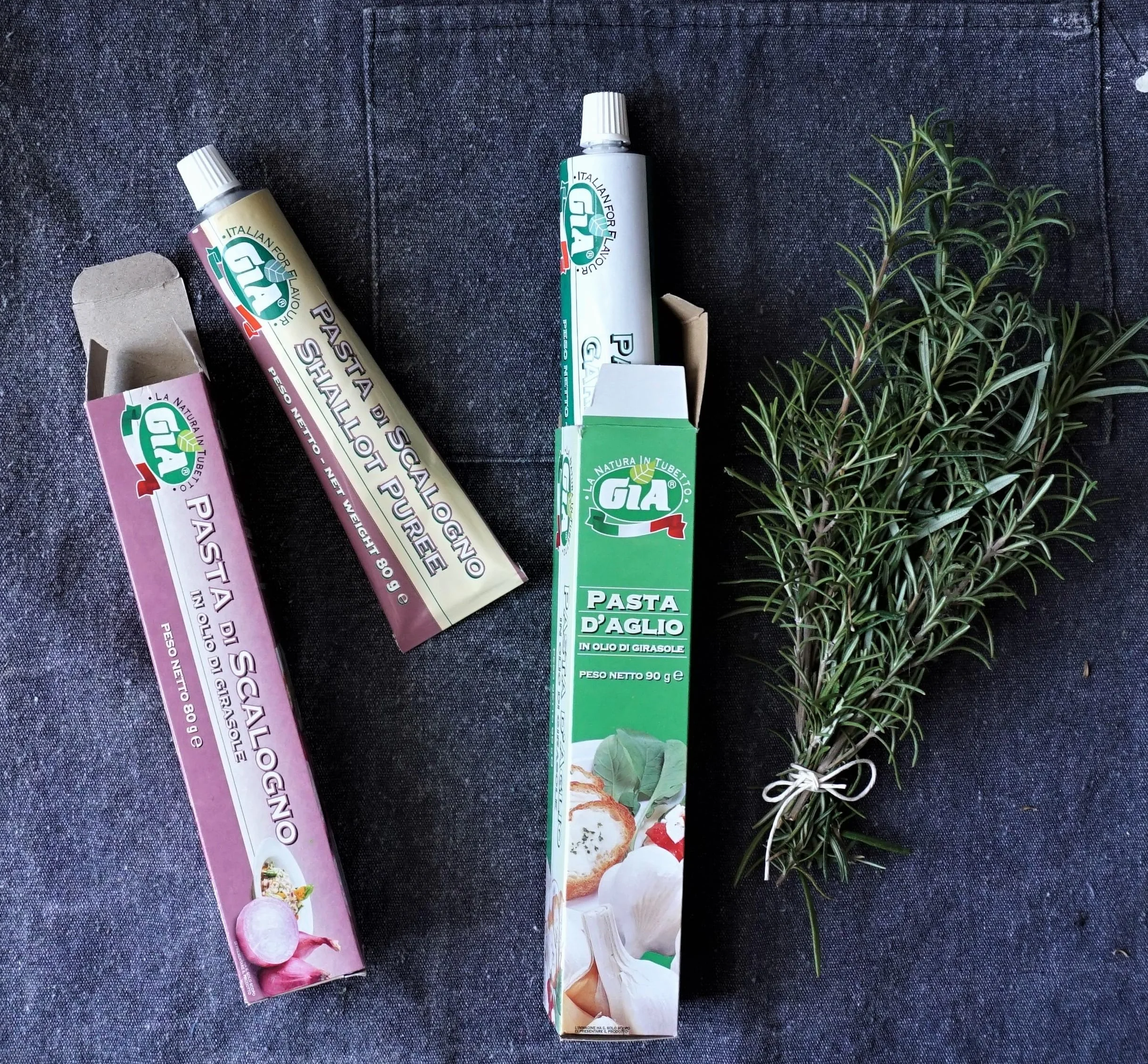 GIA - Tubo Pasta de Ajo Concentrado, Producto Italiano, Crema al Gusto, Listo para usar, 90gr