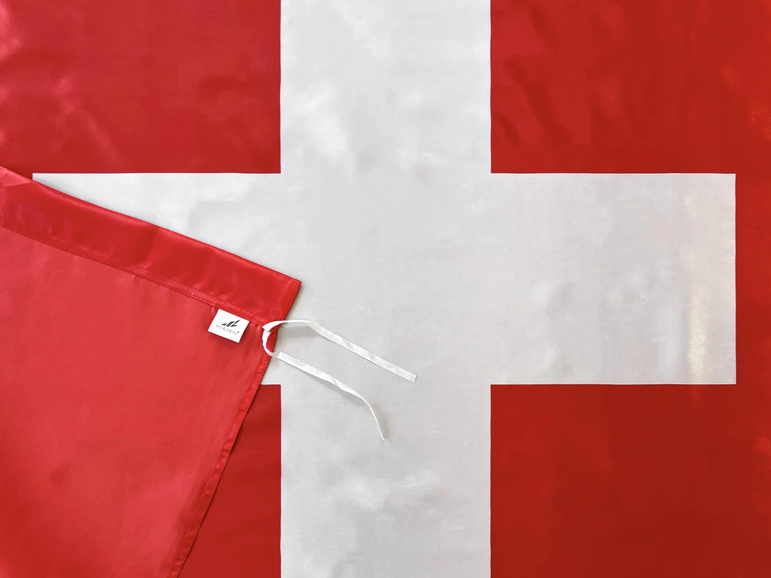 Durabol Bandera Suiza 150 x 90 cm Satén